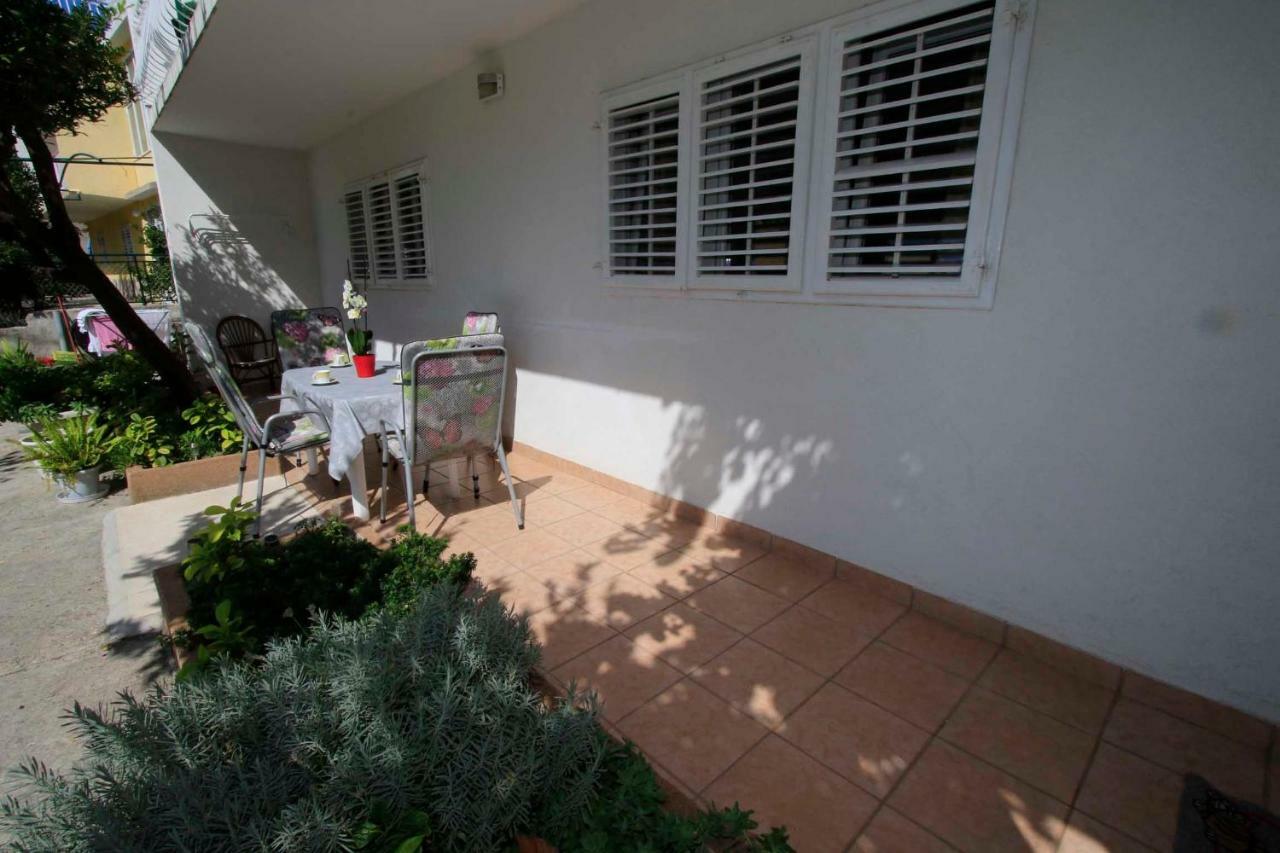 Apartmani Ivona & Ivo Makarska Bagian luar foto